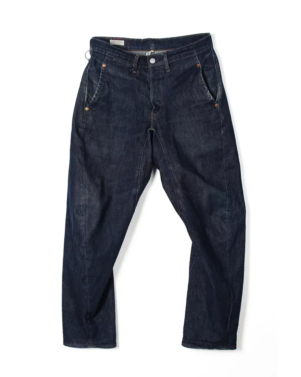 LEVI'S engineered loose taper 570